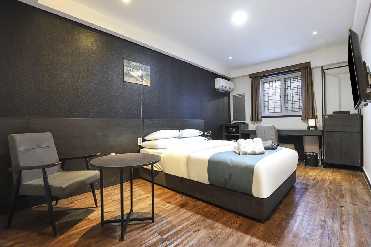 Suwon Dono1796 Hotel Екстериор снимка