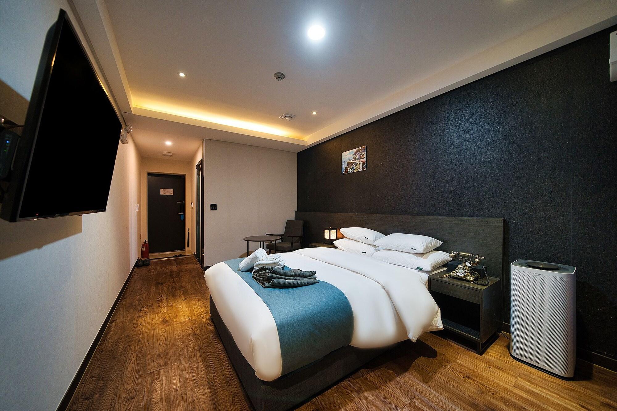 Suwon Dono1796 Hotel Екстериор снимка